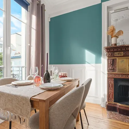Square Danton Two Bedrooms 5 People Levallois-Perret