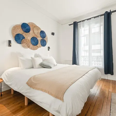 Square Danton Two Bedrooms 5 People Apartment Levallois-Perret